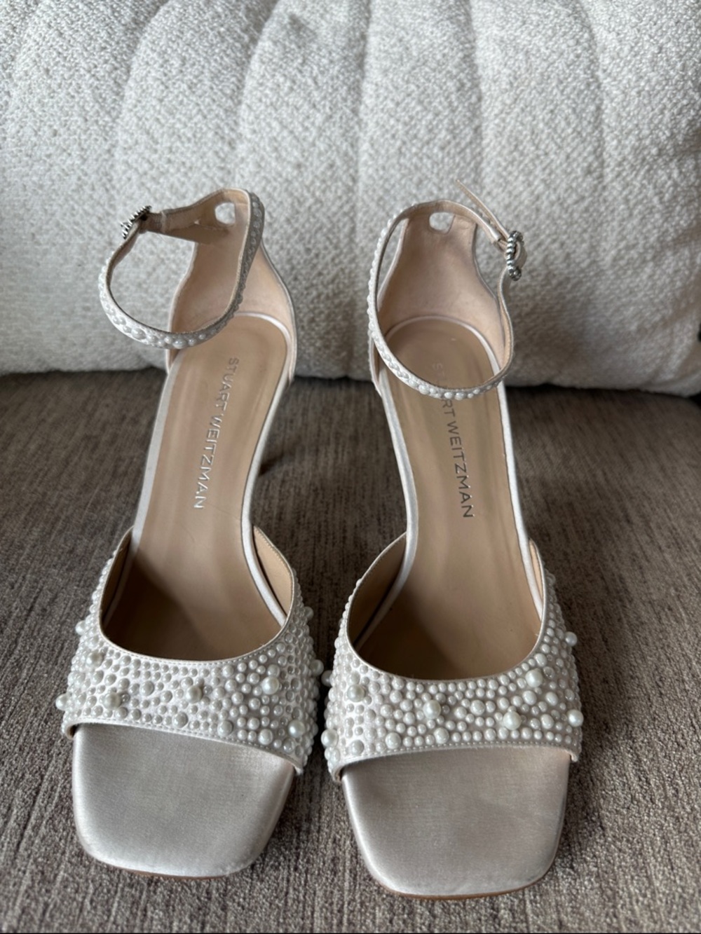 Stuart Weitzman Women's Bliss 75 Sandals Pearl-Embellished White Ankle-Strap Sz9 - Picture 8 of 13